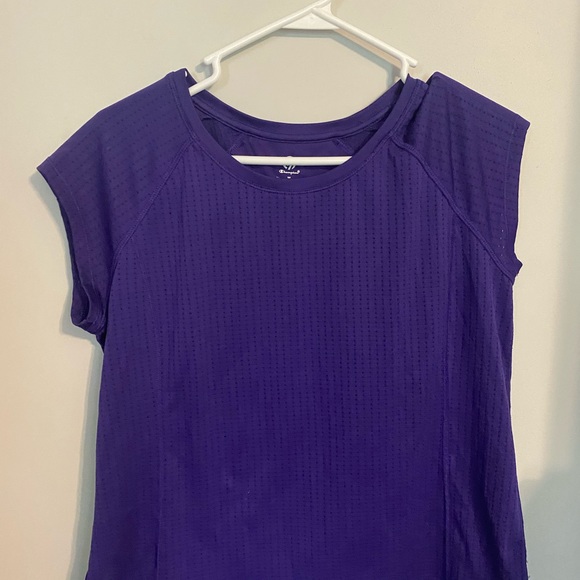 Exercise shirt - Picture 1 of 3